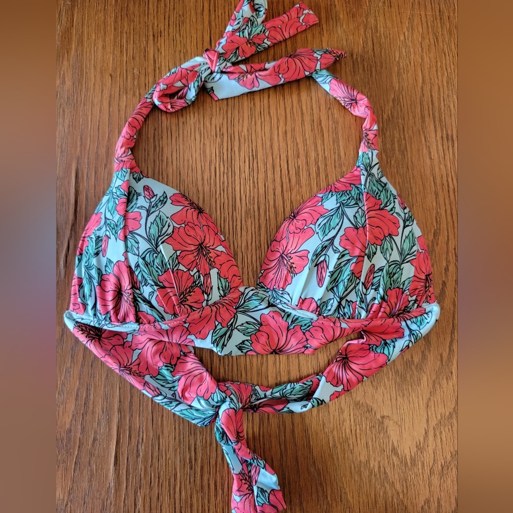 Tropical floral bikini top - Size Medium - worn once